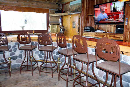 Grace Lodge Bar Stools 4.JPG (234191 bytes)